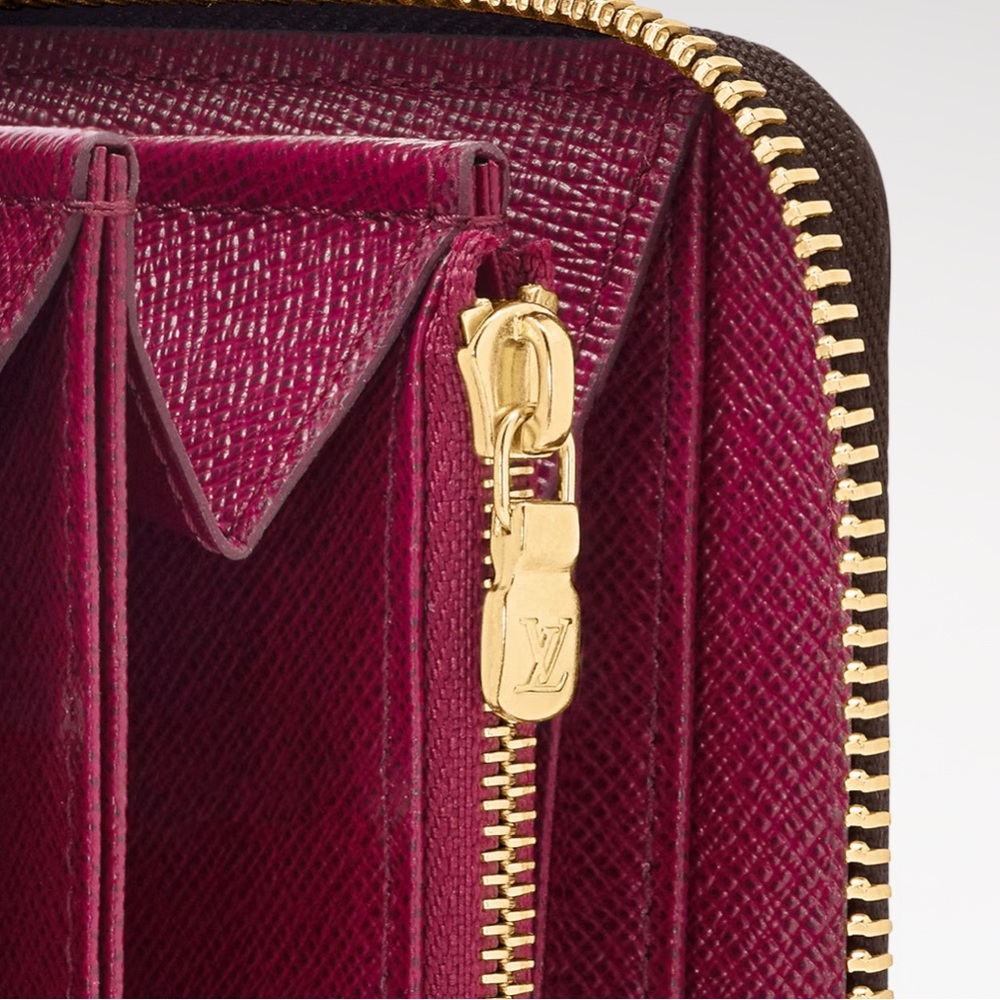 Louis Vuitton Brown Monogram Wallet  

The Zippy Wallet - Picture 9 of 11